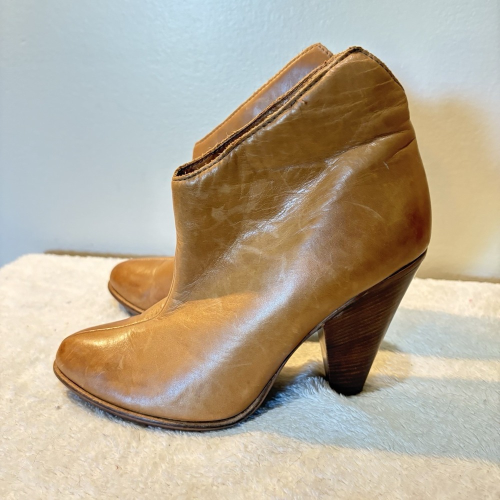 Donald J Pliner Womens Size 6 DMSX  Leather Brown Ivy‎ Ankle Booties  Cone Heel